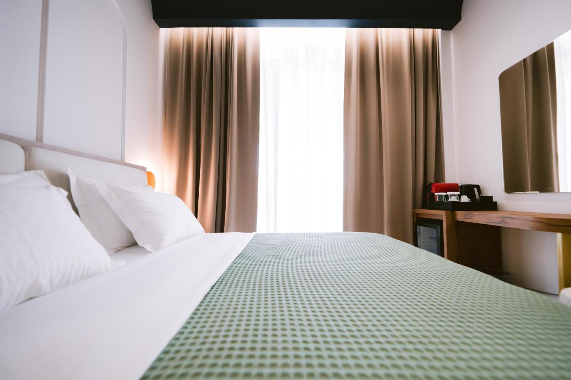 Noemie Hotel Химар Екстериор снимка
