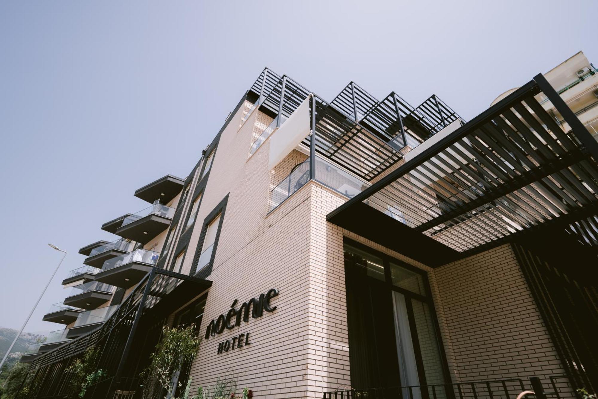 Noemie Hotel Химар Екстериор снимка